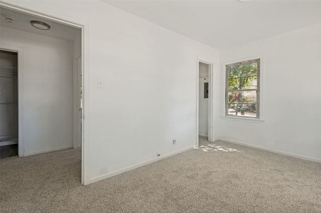 661 W Millett Drive, Dallas, TX 75232