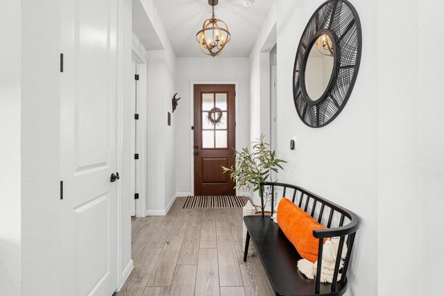 7912 Catbird LN, Austin, TX 78744