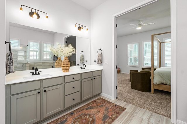 7912 Catbird LN, Austin, TX 78744