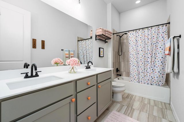 7912 Catbird LN, Austin, TX 78744