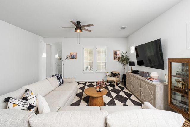 7912 Catbird LN, Austin, TX 78744