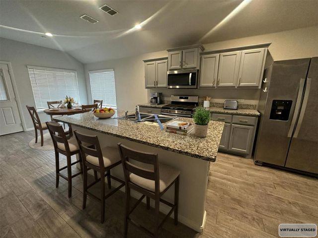 9736 Apex Drive, Fort Worth, TX 76108