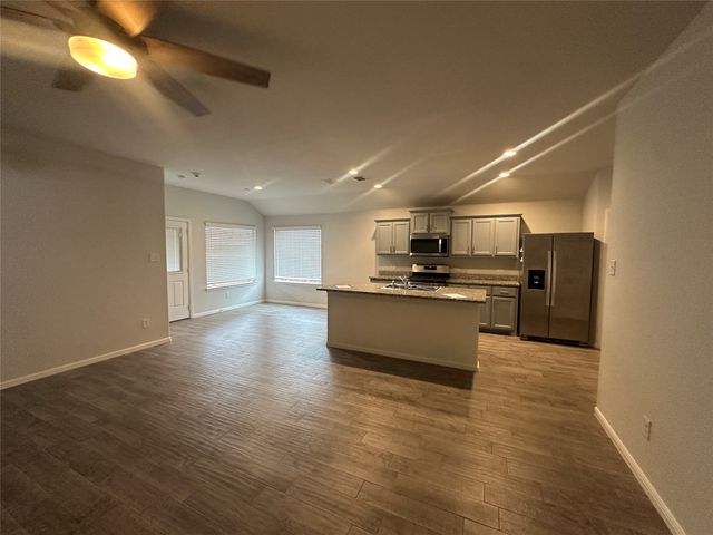 9736 Apex Drive, Fort Worth, TX 76108