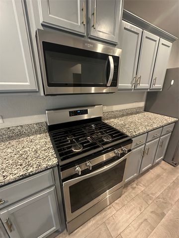 9736 Apex Drive, Fort Worth, TX 76108