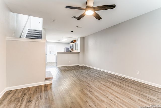 2 Autumn River # 2, San Antonio, TX 78245