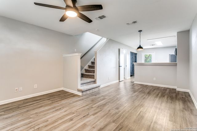 2 Autumn River # 2, San Antonio, TX 78245