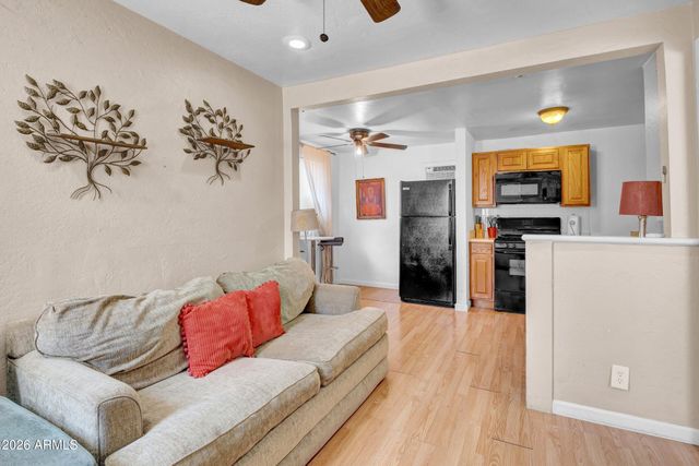 712 E PIERCE Street, Phoenix, AZ 85006