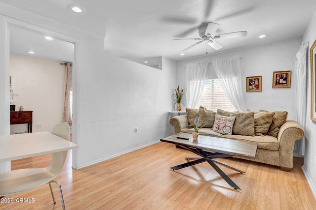 712 E PIERCE Street, Phoenix, AZ 85006