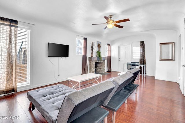 712 E PIERCE Street, Phoenix, AZ 85006