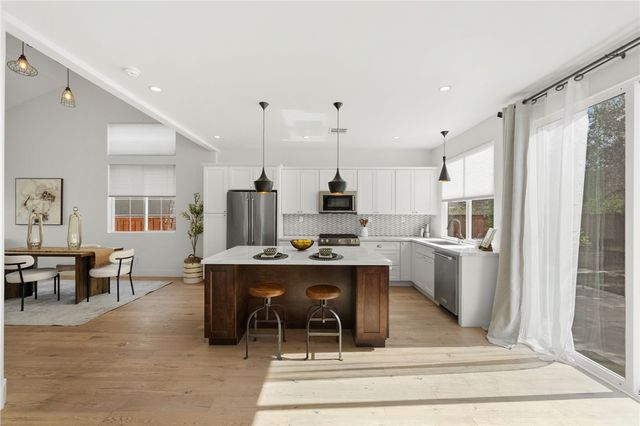 38929 Autumn Woods Road, Murrieta, CA 92563