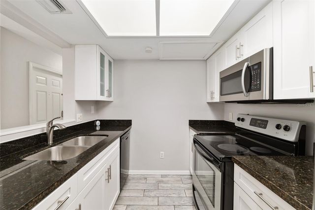 7200 SW 8TH AVENUE S122, Gainesville, FL 32607