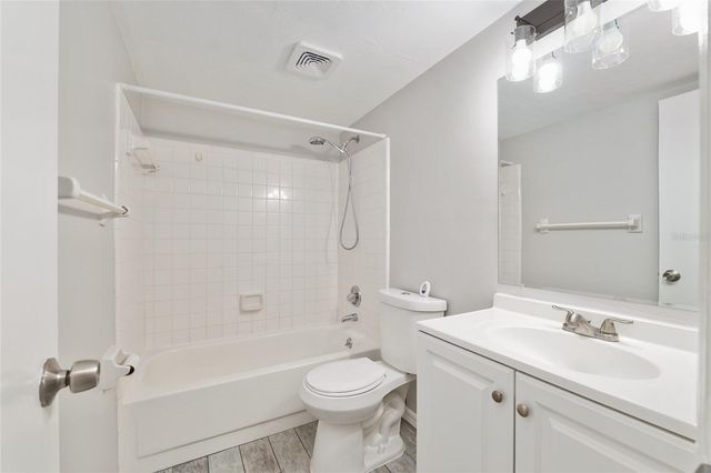 7200 SW 8TH AVENUE S122, Gainesville, FL 32607