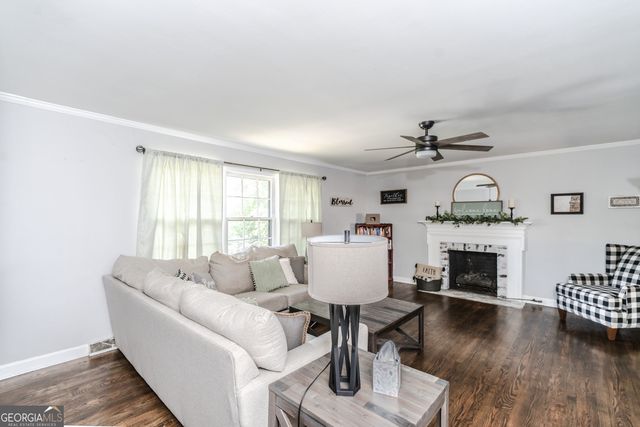 302 E Valley Road NE, Rome, GA 30161