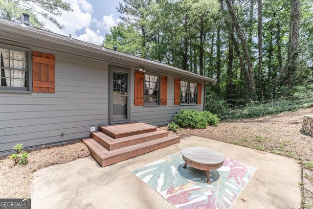 302 E Valley Road NE, Rome, GA 30161
