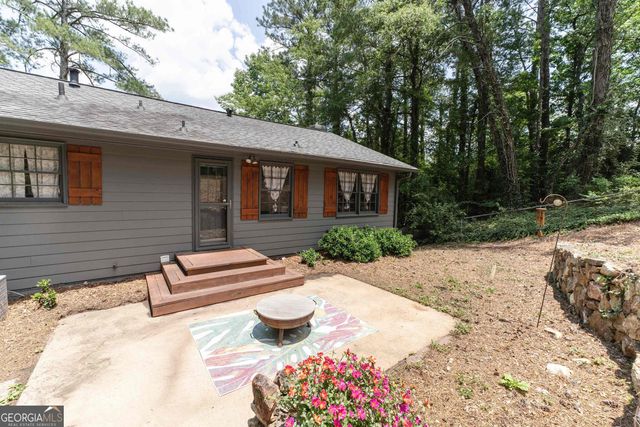 302 E Valley Road NE, Rome, GA 30161