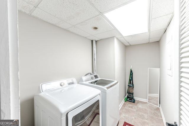302 E Valley Road NE, Rome, GA 30161