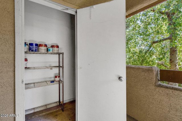 7008 E Gold Dust Avenue Apt 217, Paradise Valley, AZ 85253