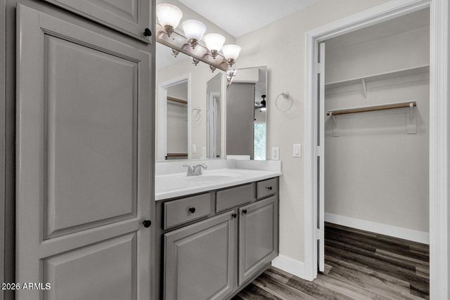 7008 E Gold Dust Avenue Apt 217, Paradise Valley, AZ 85253