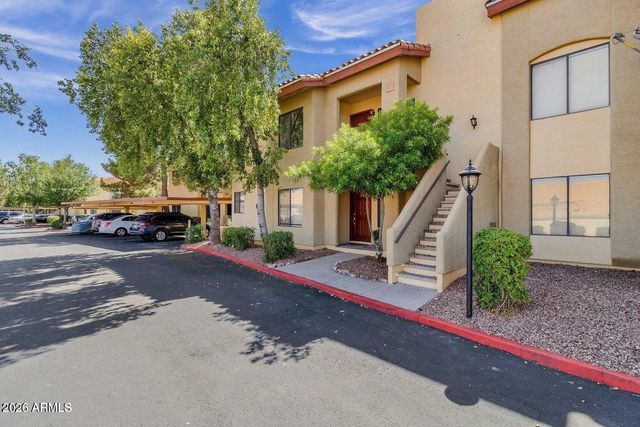 7008 E Gold Dust Avenue Apt 217, Paradise Valley, AZ 85253