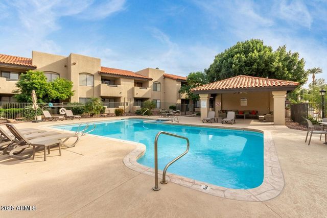 7008 E Gold Dust Avenue Apt 217, Paradise Valley, AZ 85253