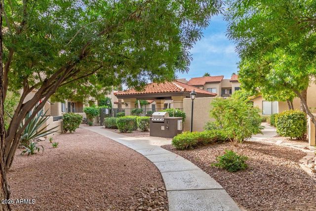 7008 E Gold Dust Avenue Apt 217, Paradise Valley, AZ 85253