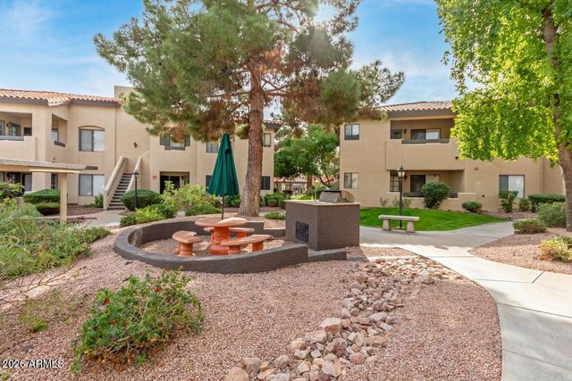 7008 E Gold Dust Avenue Apt 217, Paradise Valley, AZ 85253