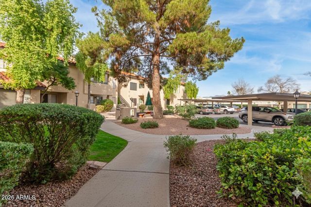 7008 E Gold Dust Avenue Apt 217, Paradise Valley, AZ 85253