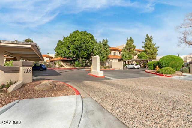 7008 E Gold Dust Avenue Apt 217, Paradise Valley, AZ 85253
