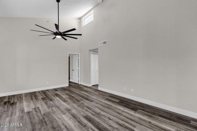 7008 E Gold Dust Avenue Apt 217, Paradise Valley, AZ 85253