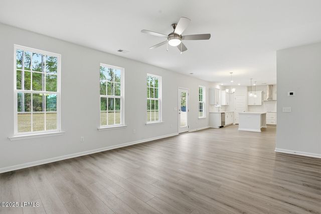 101 Furrow Lane, Beaufort, SC 29907