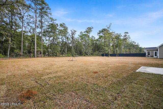 101 Furrow Lane, Beaufort, SC 29907