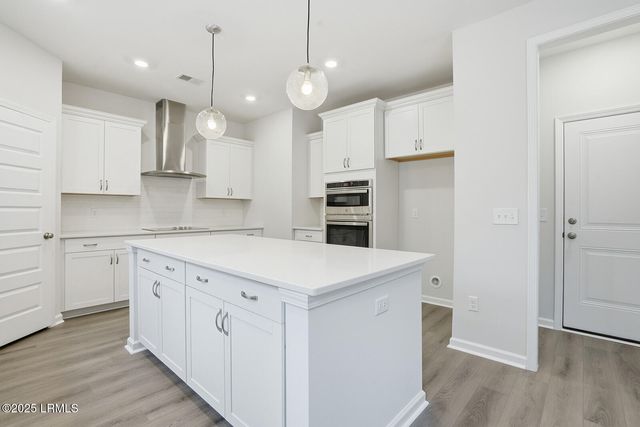 101 Furrow Lane, Beaufort, SC 29907