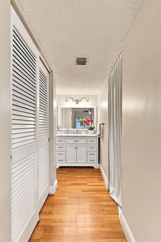 2532 Boundbrook Drive S 107, Palm Springs, FL 33406