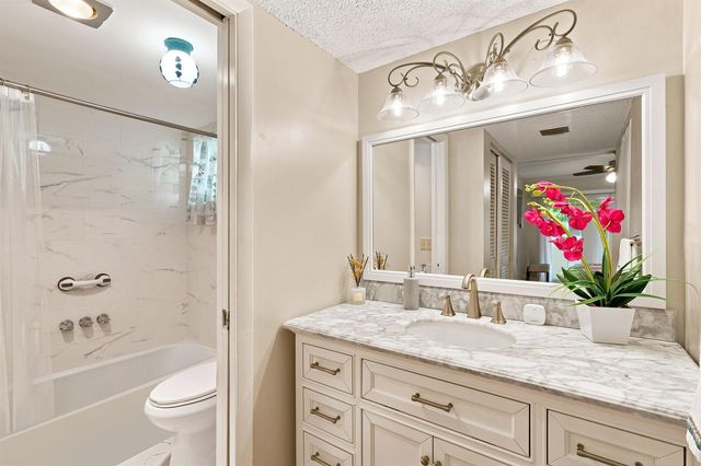 2532 Boundbrook Drive S 107, Palm Springs, FL 33406