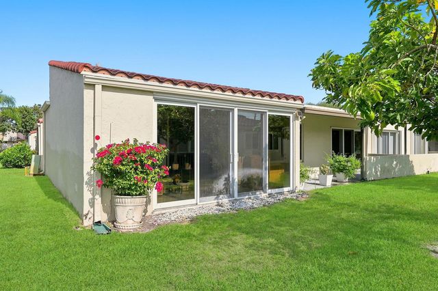2532 Boundbrook Drive S 107, Palm Springs, FL 33406
