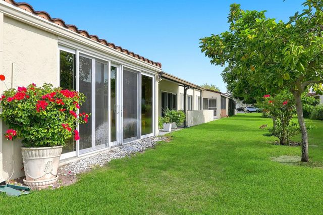 2532 Boundbrook Drive S 107, Palm Springs, FL 33406