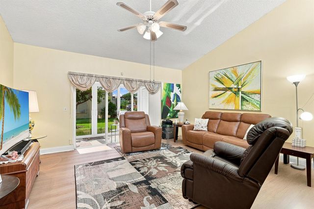 2532 Boundbrook Drive S 107, Palm Springs, FL 33406