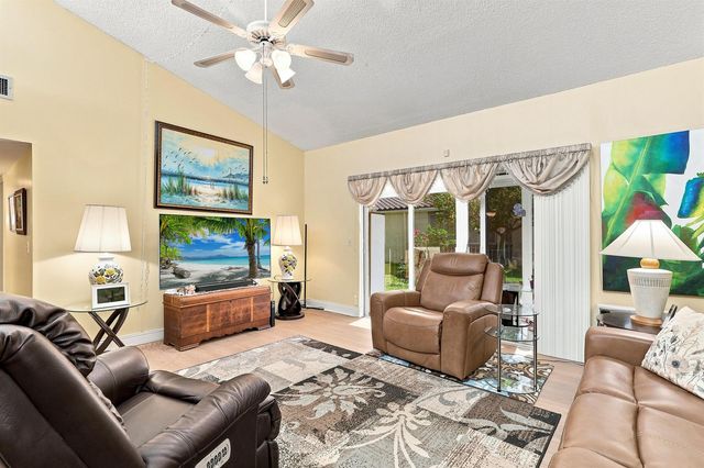 2532 Boundbrook Drive S 107, Palm Springs, FL 33406