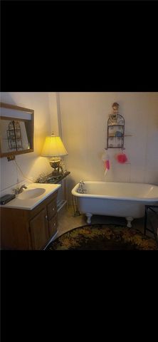 42 Sunnyside Street, Friendship, NY 14739