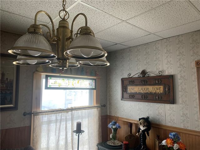 42 Sunnyside Street, Friendship, NY 14739