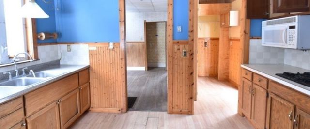 42 Sunnyside Street, Friendship, NY 14739