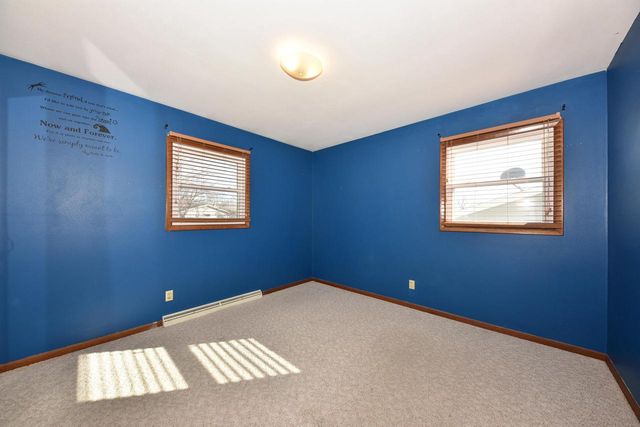 1329 N 11th AVENUE, West Bend, WI 53090