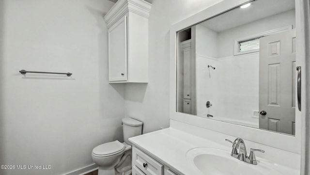 307 Pelahatchie Shore Drive, Brandon, MS 39047