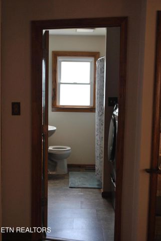 2024 Radiance Drive, Knoxville, TN 37912