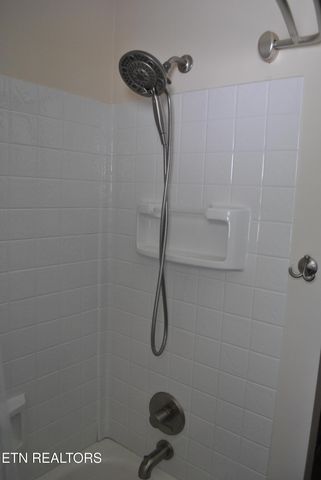 2024 Radiance Drive, Knoxville, TN 37912