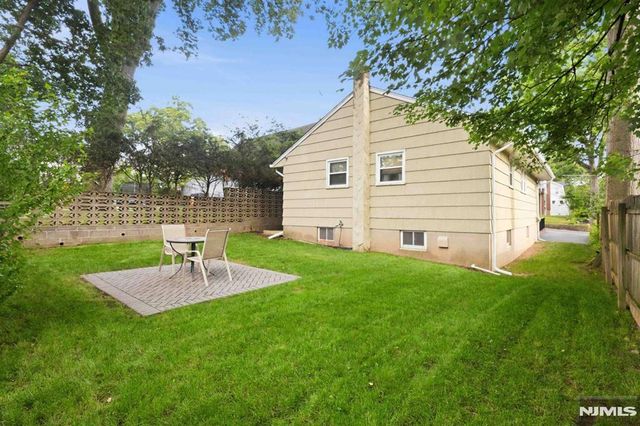 108 Wyandotte Avenue, Dumont, NJ 07628