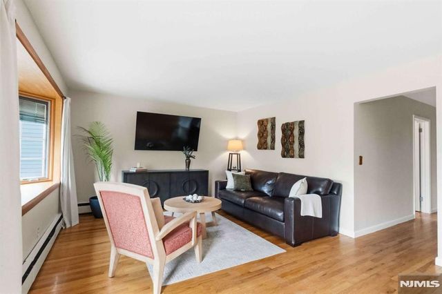108 Wyandotte Avenue, Dumont, NJ 07628