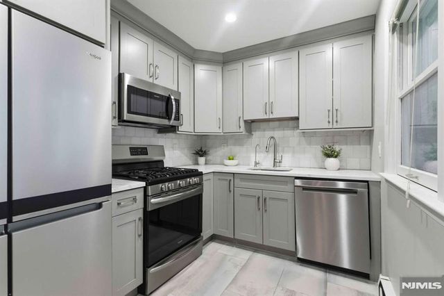 108 Wyandotte Avenue, Dumont, NJ 07628