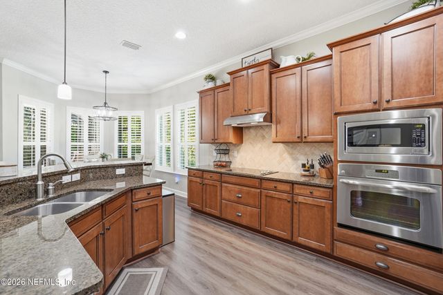 1261 LEITH HALL Drive, St. Johns, FL 32259