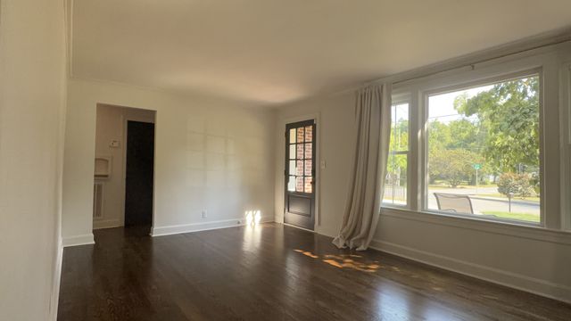 2602 W Linden Ave, Nashville, TN 37212